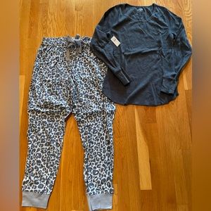 Cheetah print Old Navy pajama set